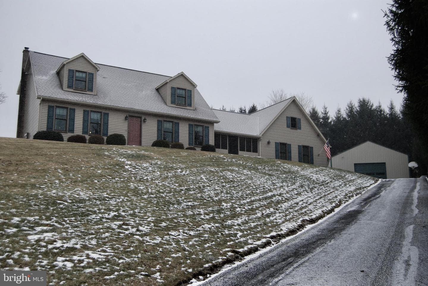 569 Jackson Road photo 1