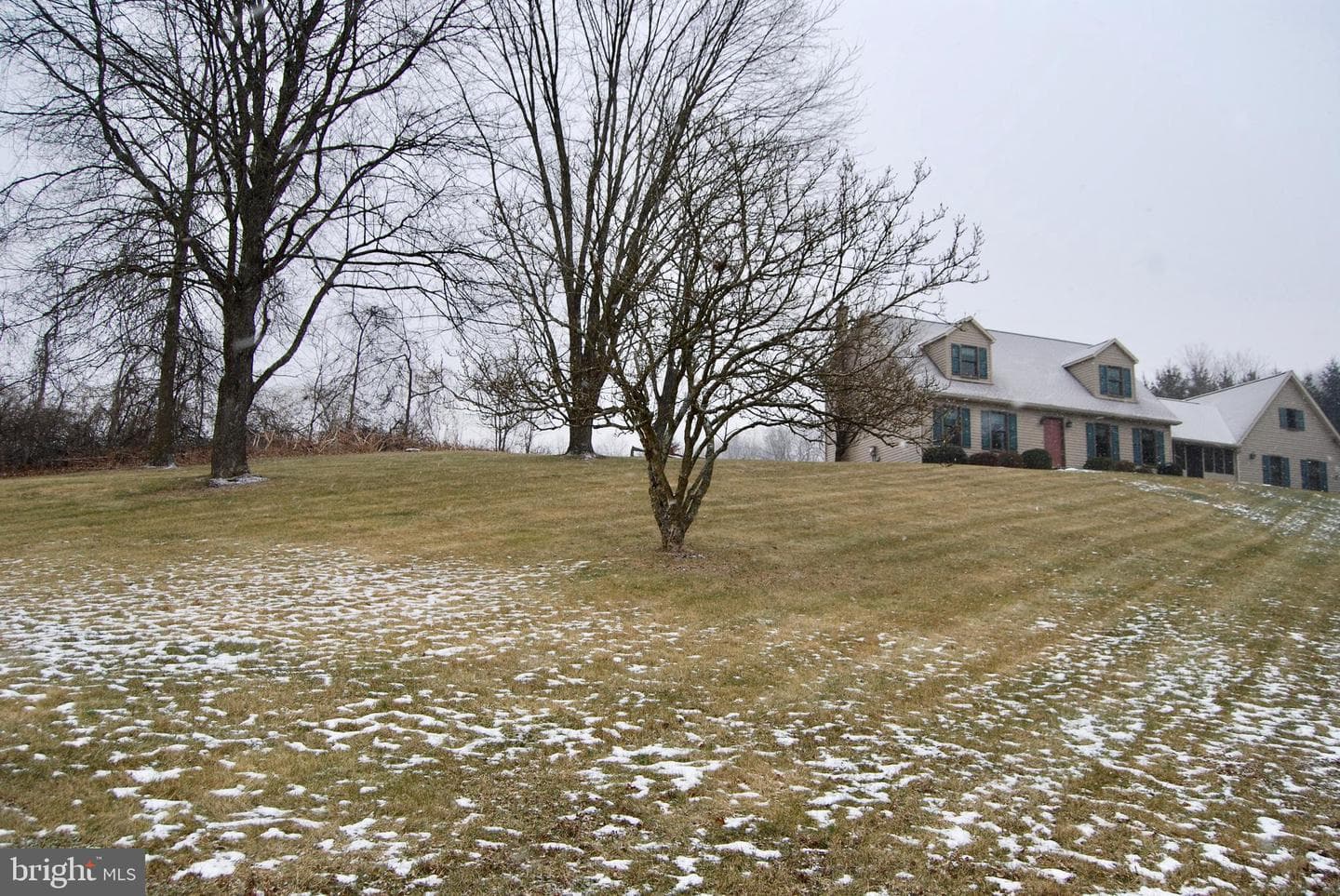569 Jackson Road photo 3