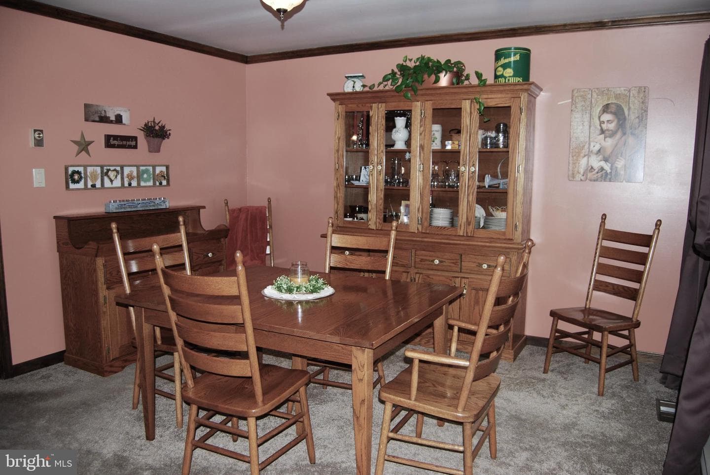 569 Jackson Road photo 4