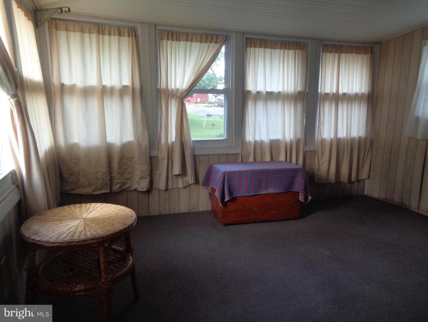 52 Brown Street N photo 15