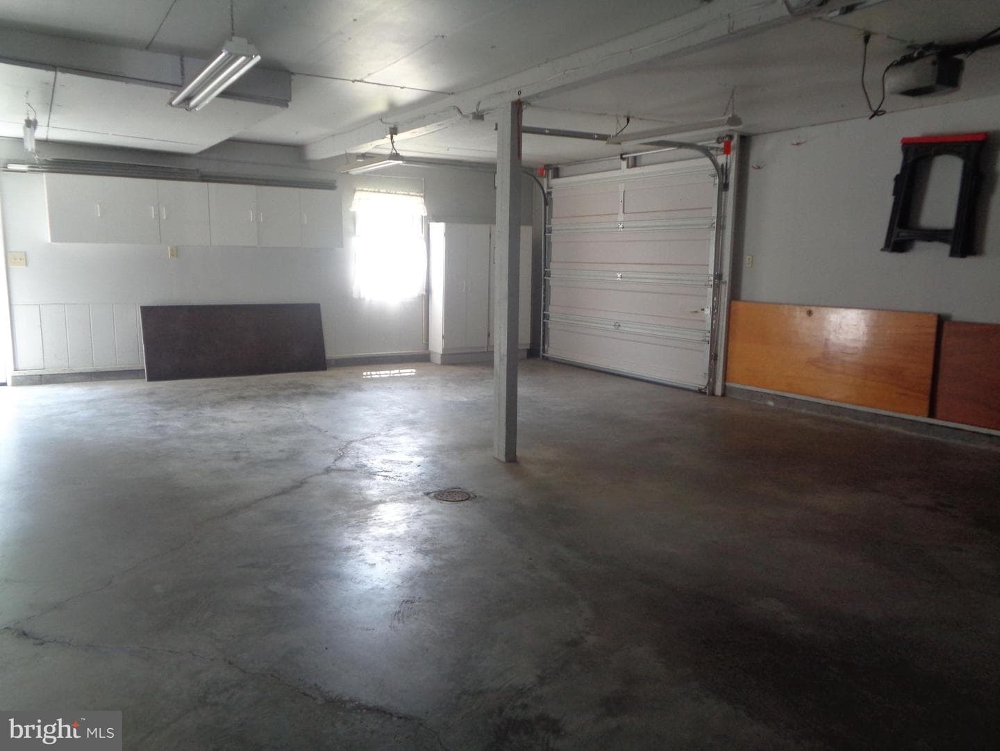 52 Brown Street N photo 21