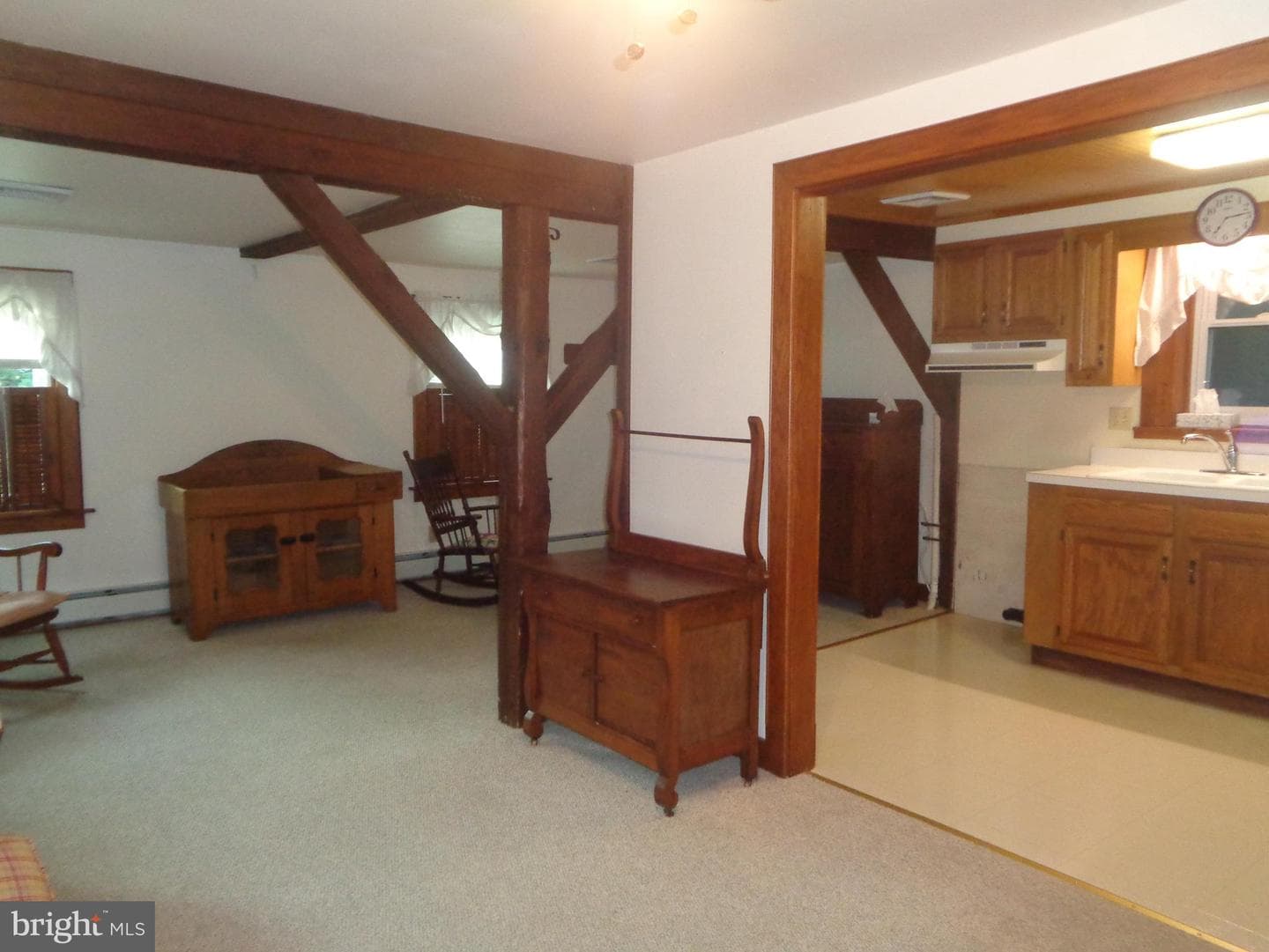 52 Brown Street N photo 5
