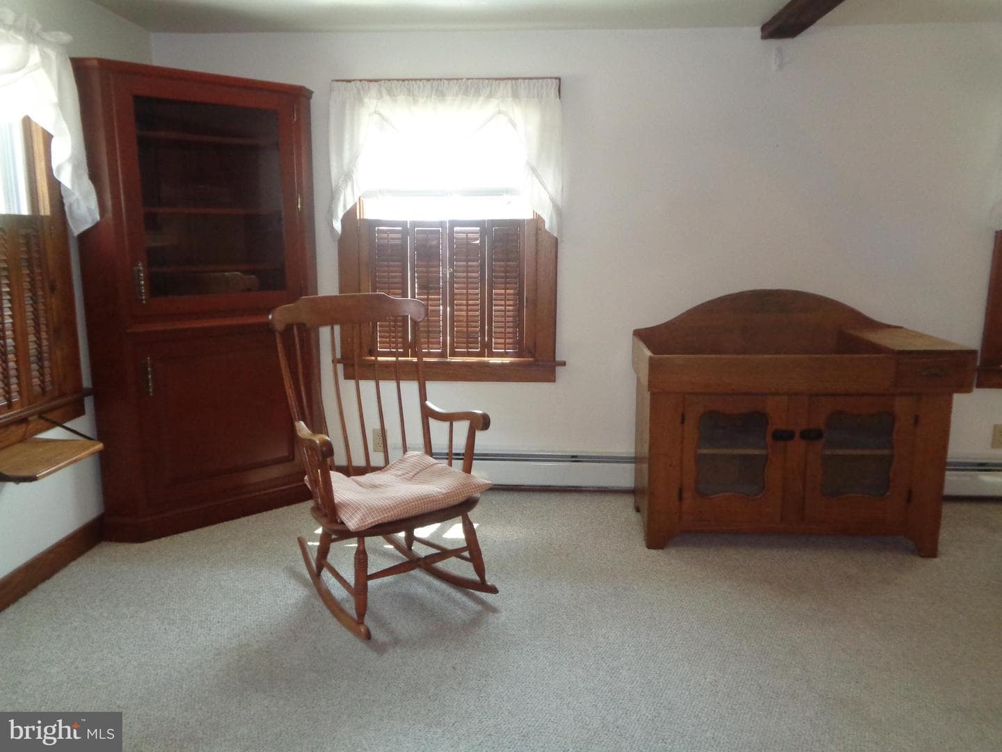 52 Brown Street N photo 7