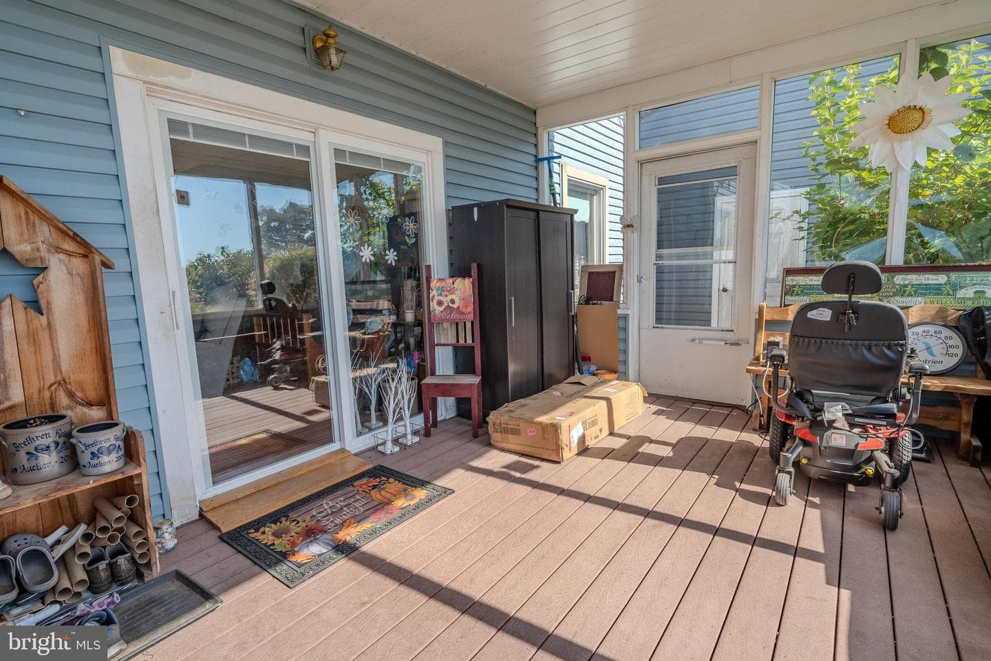 139 Rainbow Drive photo 16