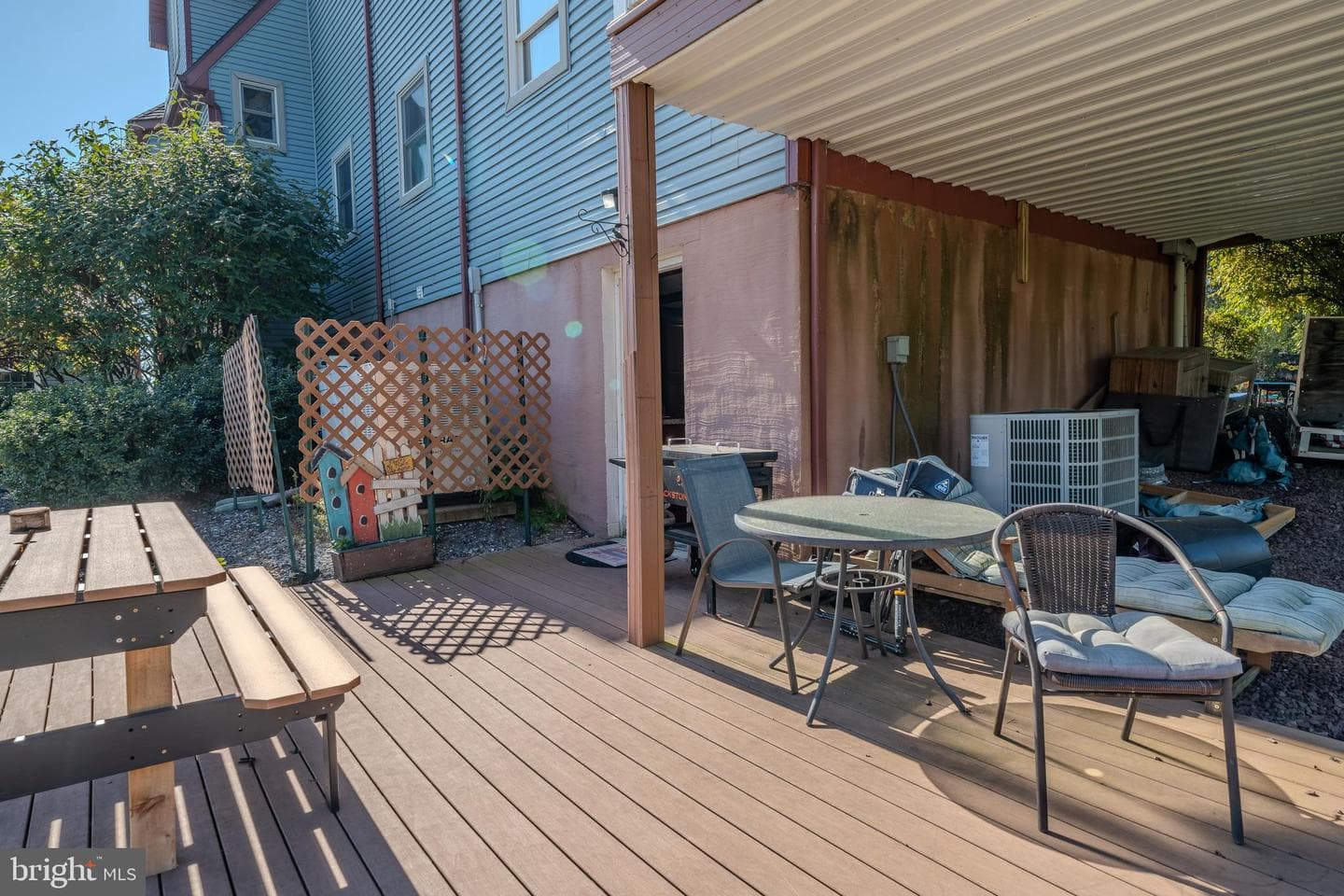 139 Rainbow Drive photo 21