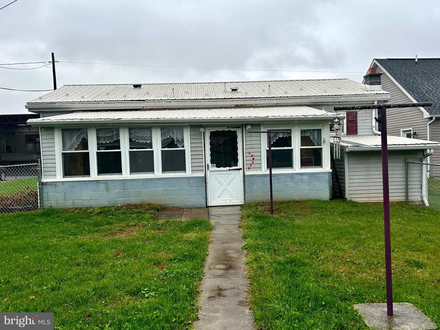 107 E Church Street photo 19