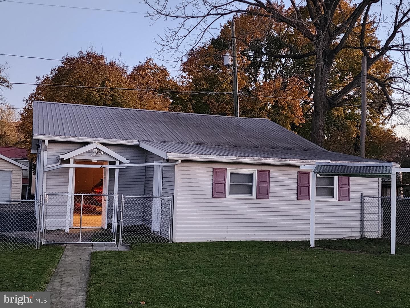 107 E Church Street photo 20