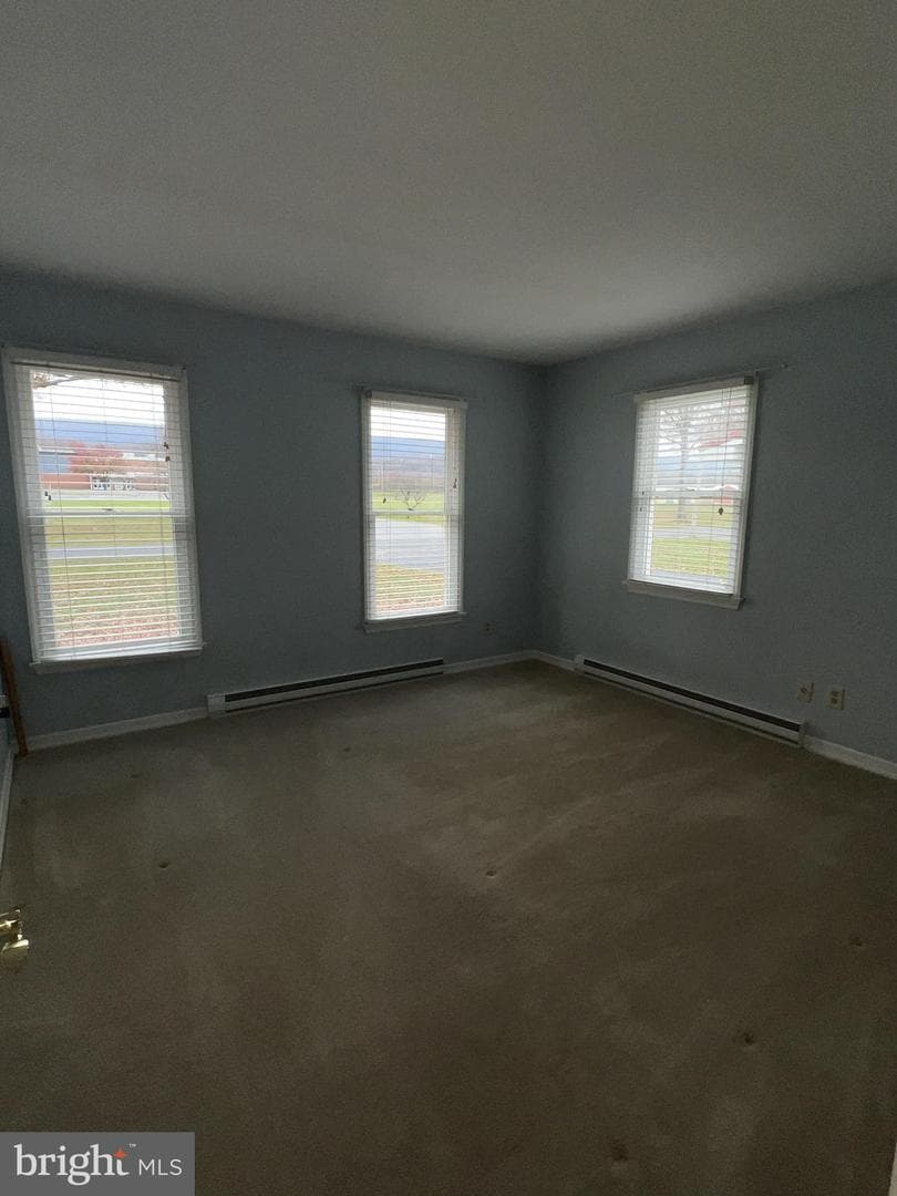 656 Snyder Avenue photo 23