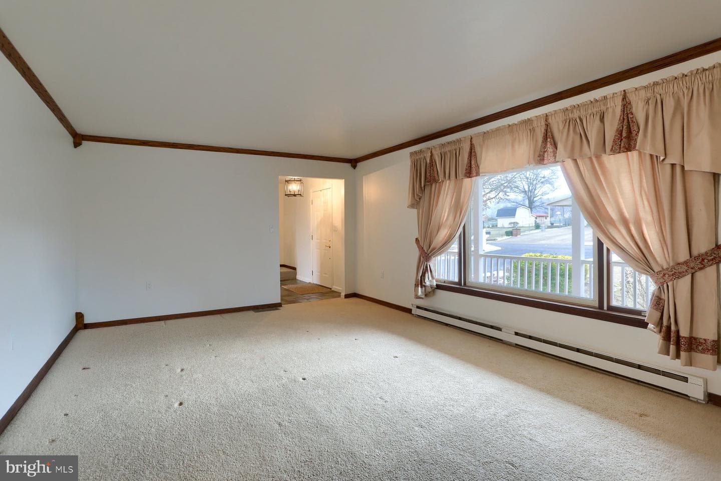 301 Stahl Street photo 15