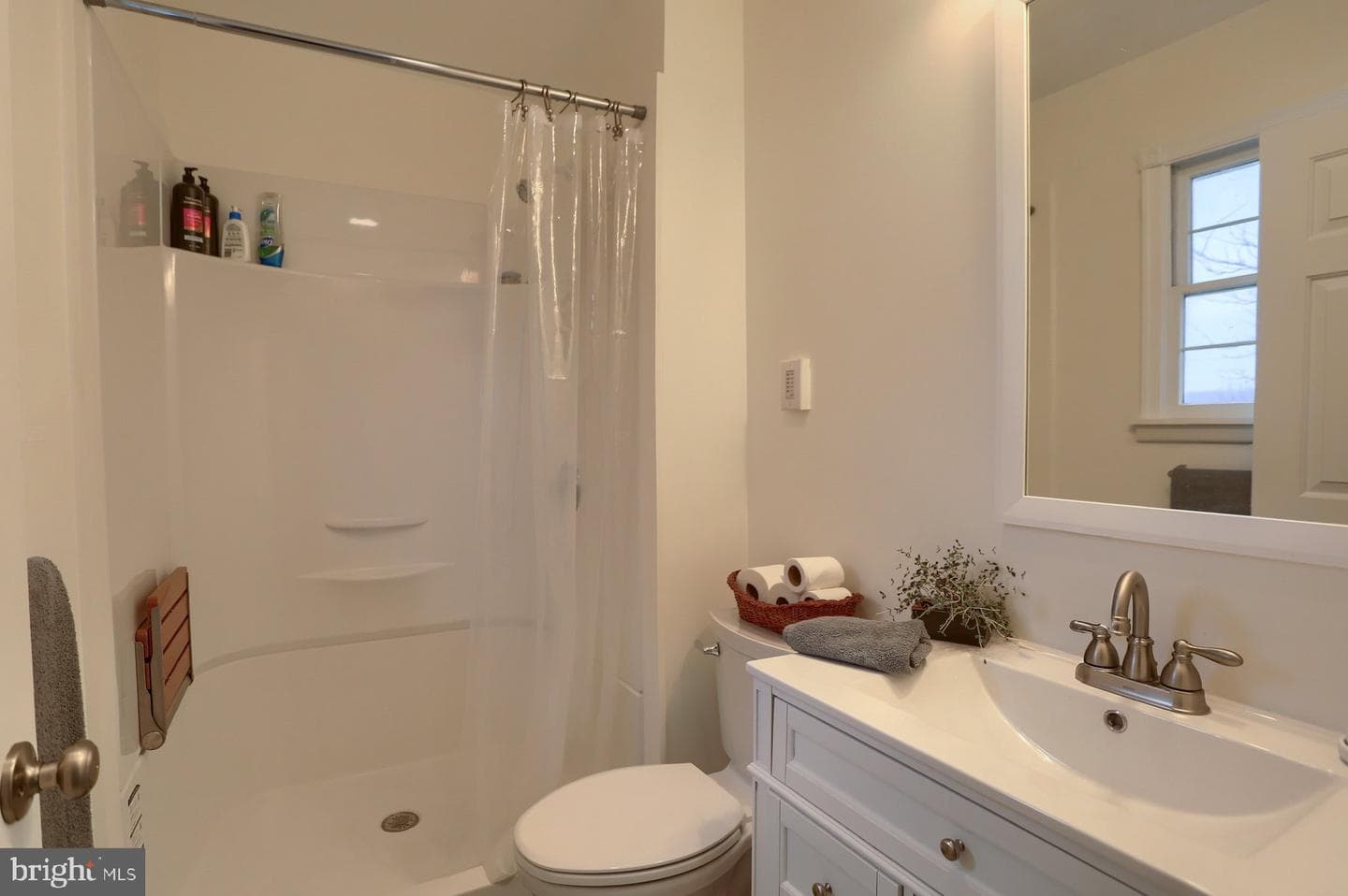 301 Stahl Street photo 20