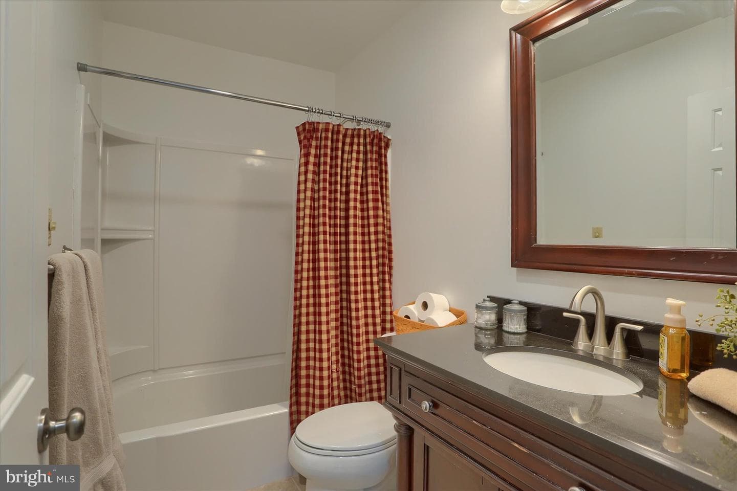 301 Stahl Street photo 25