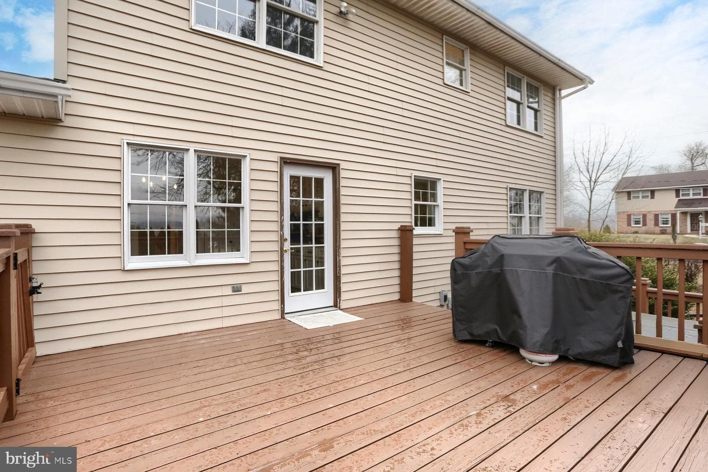301 Stahl Street photo 30