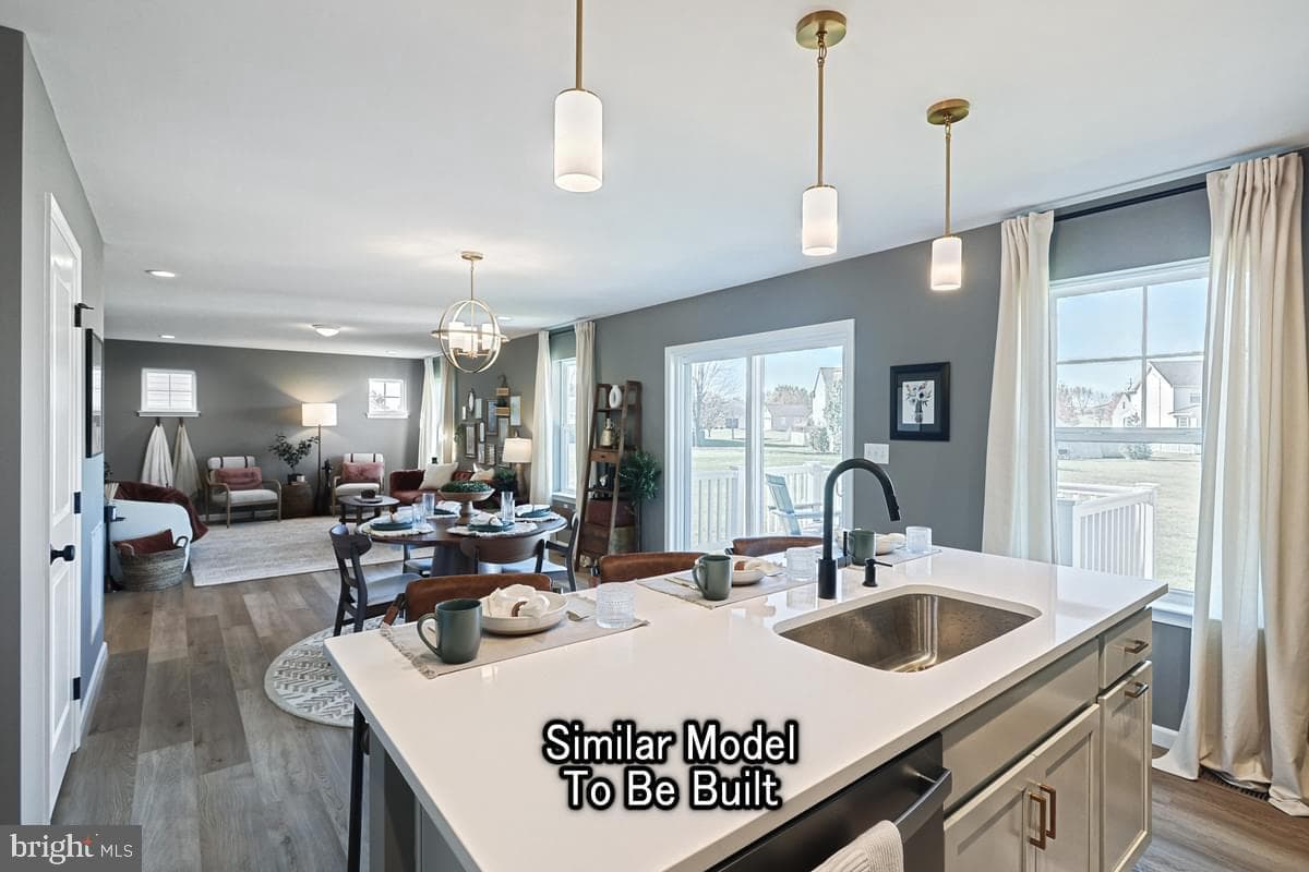 White Oak Ln photo 15