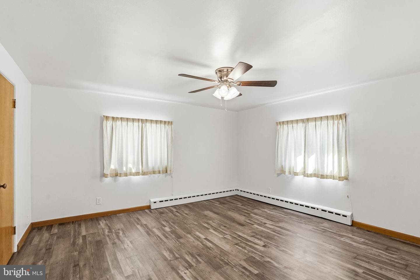610 E Market Street photo 18