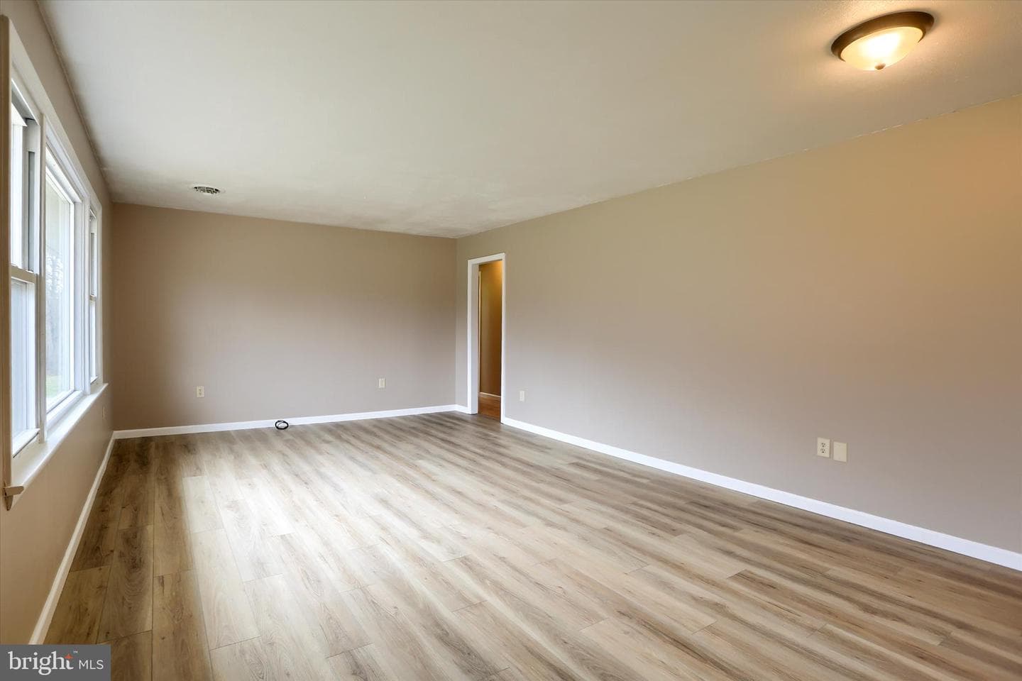 1548 Route 204 photo 6
