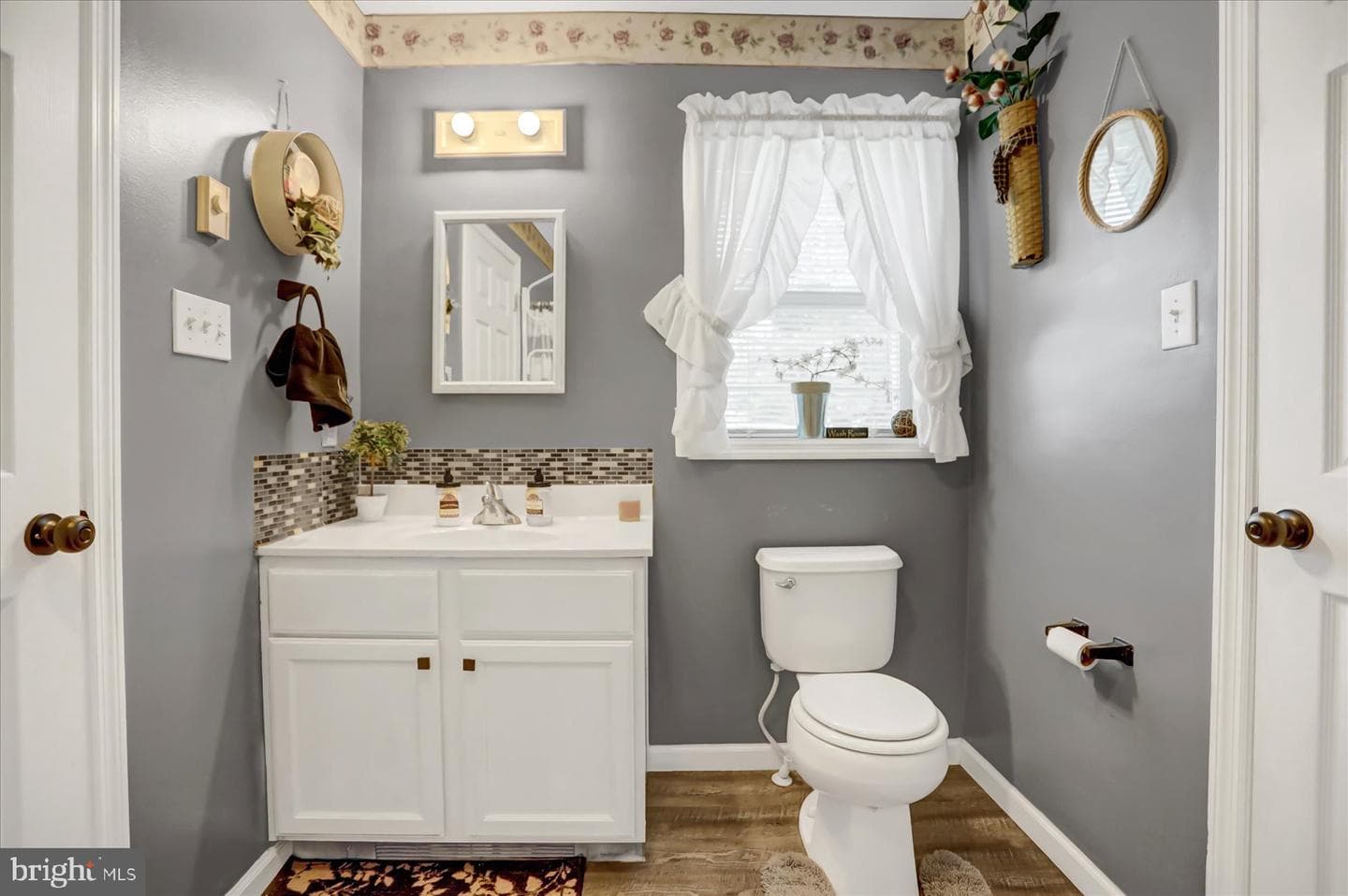 287 Pine Crest photo 13