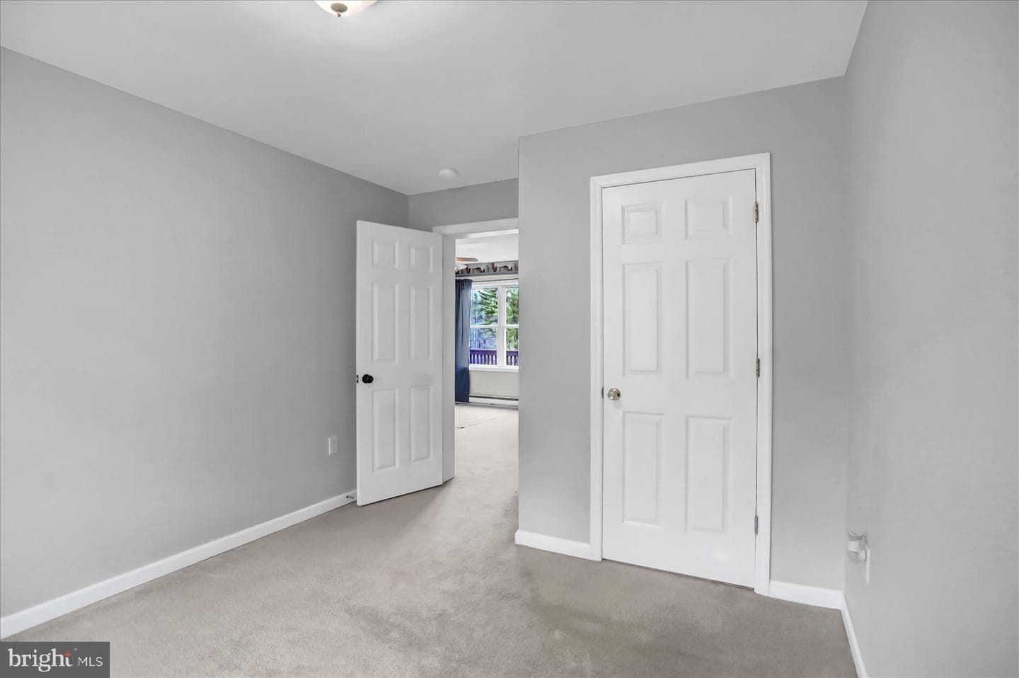 287 Pine Crest photo 24