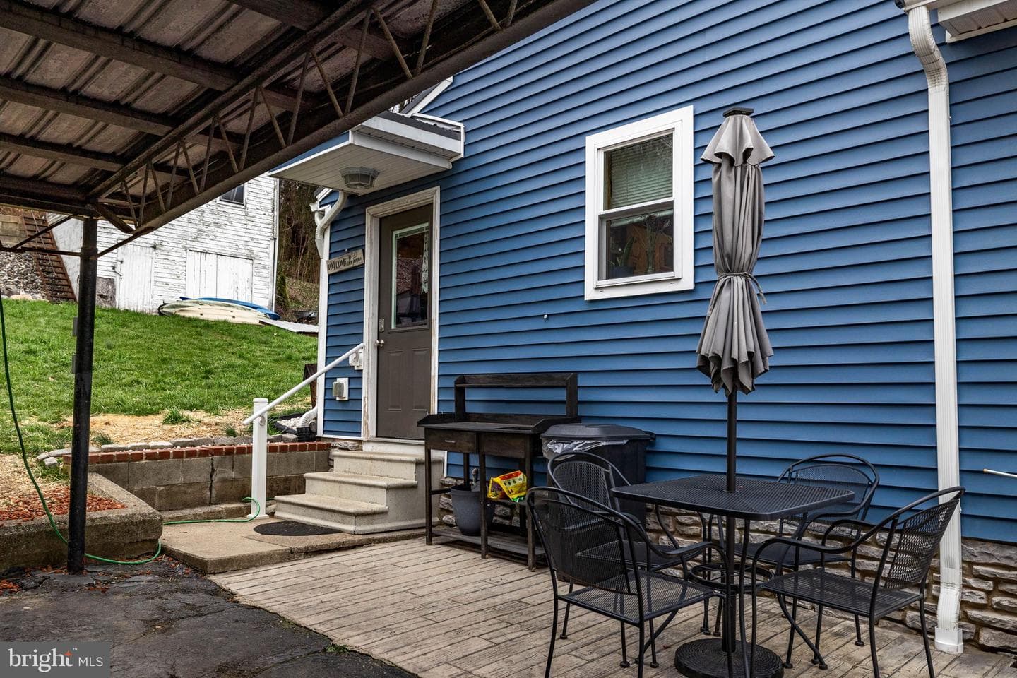 1760 Main Street photo 5