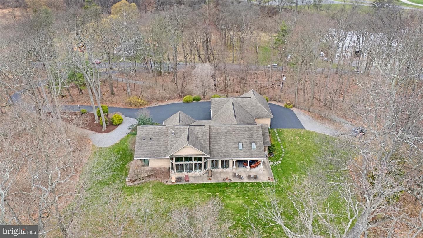 970 App Road, Selinsgrove