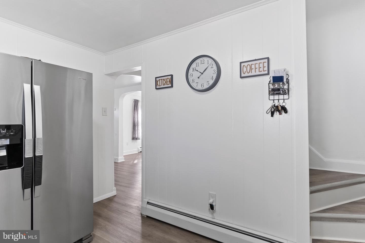 208 Airport Road photo 16