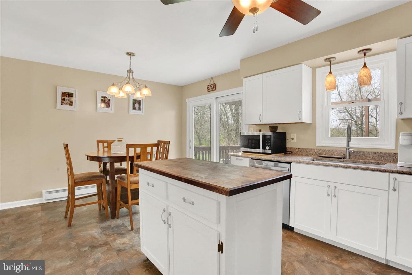 206 N White Top Road photo 12