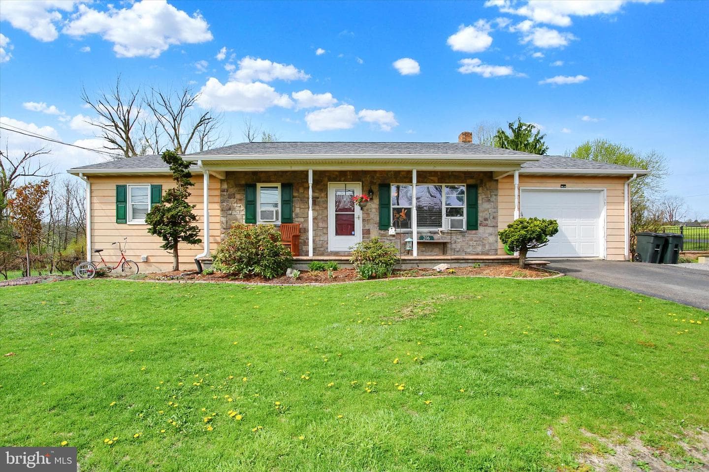 206 N White Top Road photo 2