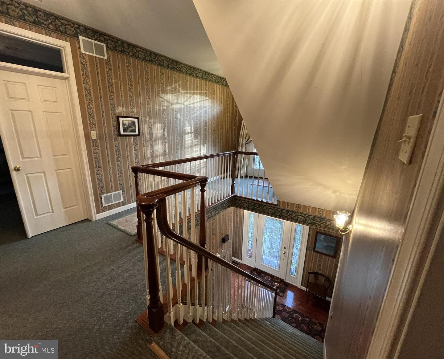 620 Stonebridge Drive photo 34