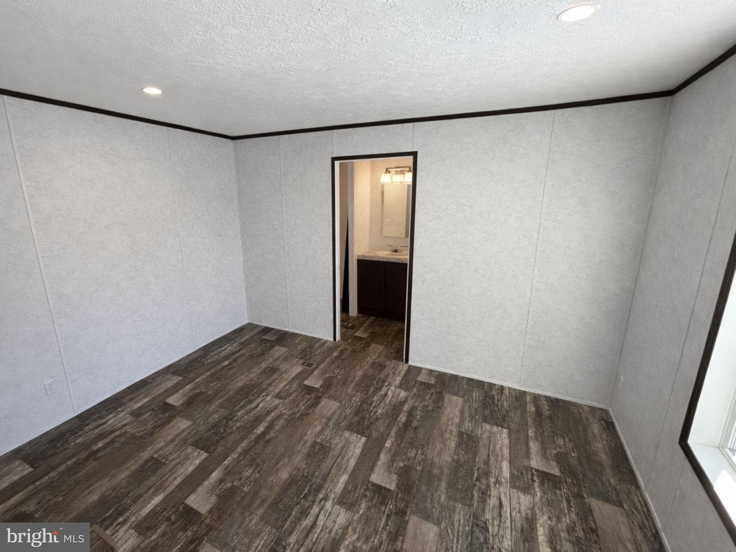 12 Minton Drive photo 6