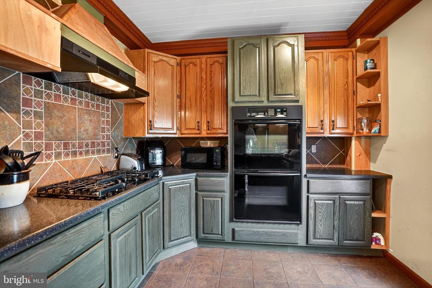 125 Snyder Avenue photo 11