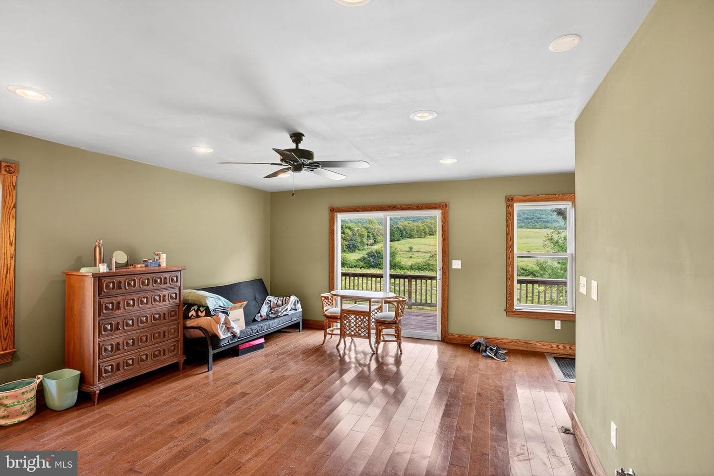 125 Snyder Avenue photo 46