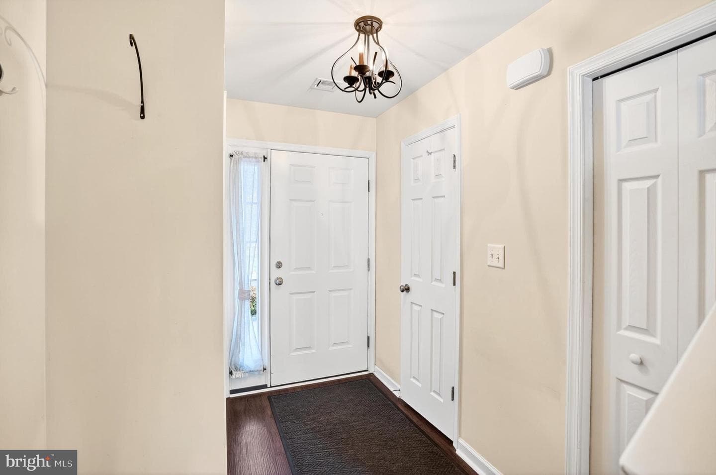 175 N Oakwood photo 14