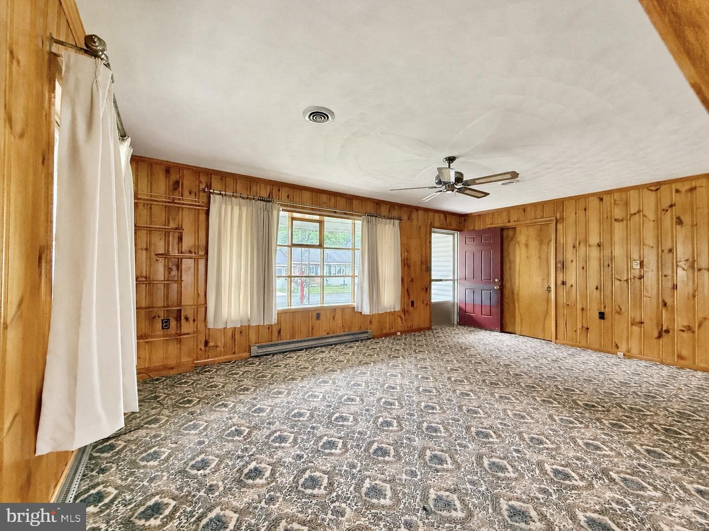124 Vine Street photo 16