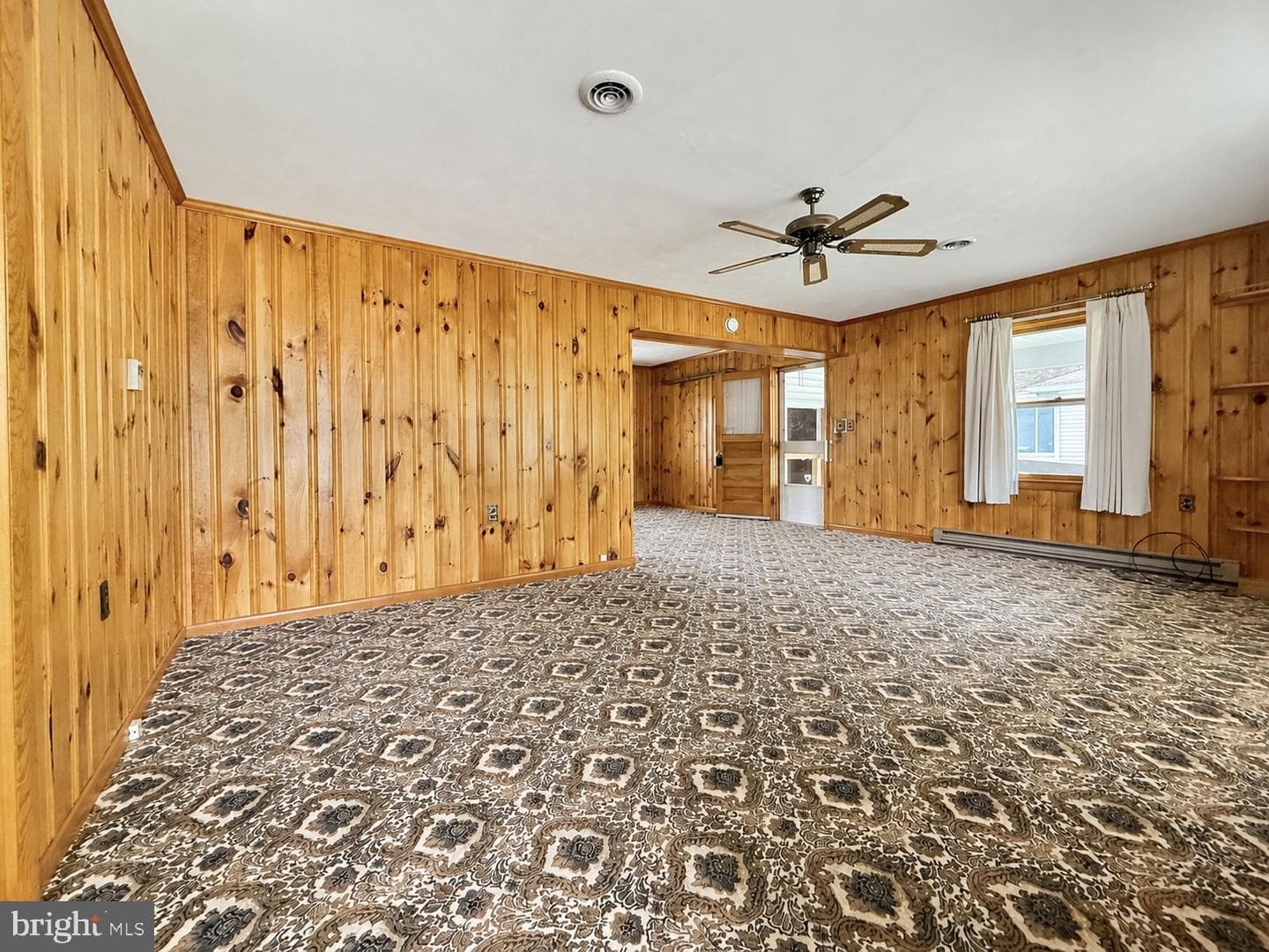 124 Vine Street photo 19