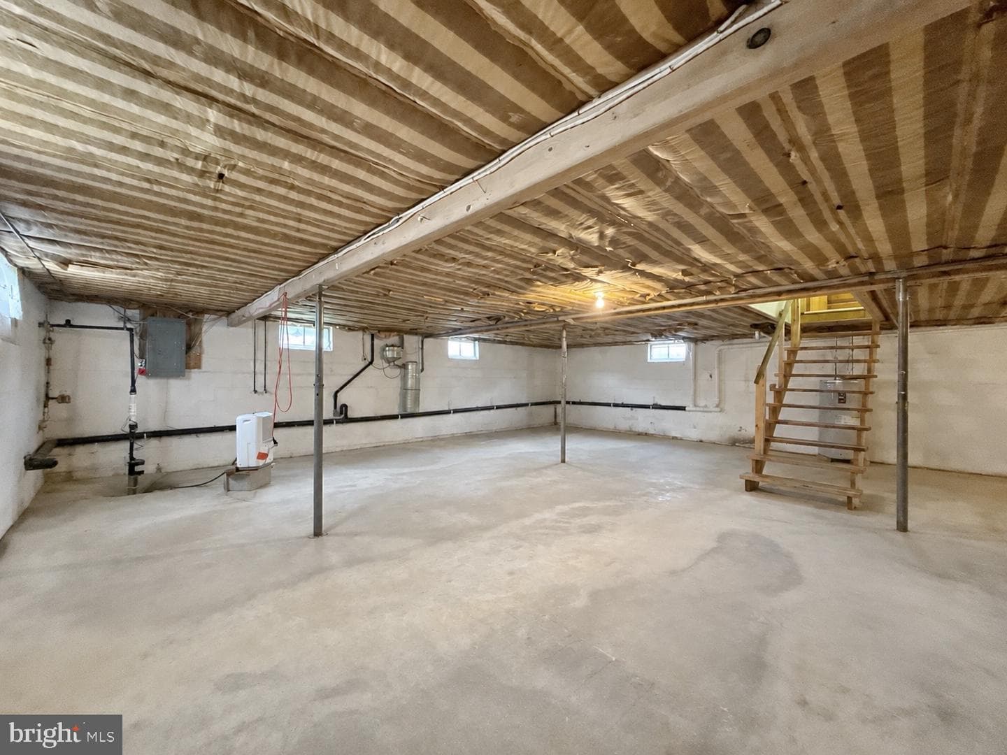 124 Vine Street photo 25