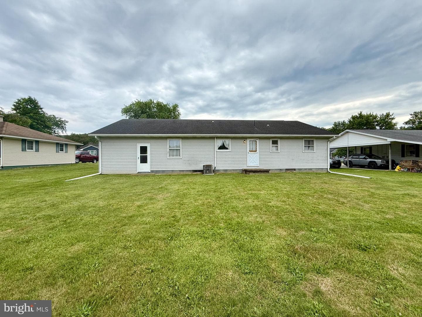 124 Vine Street photo 6