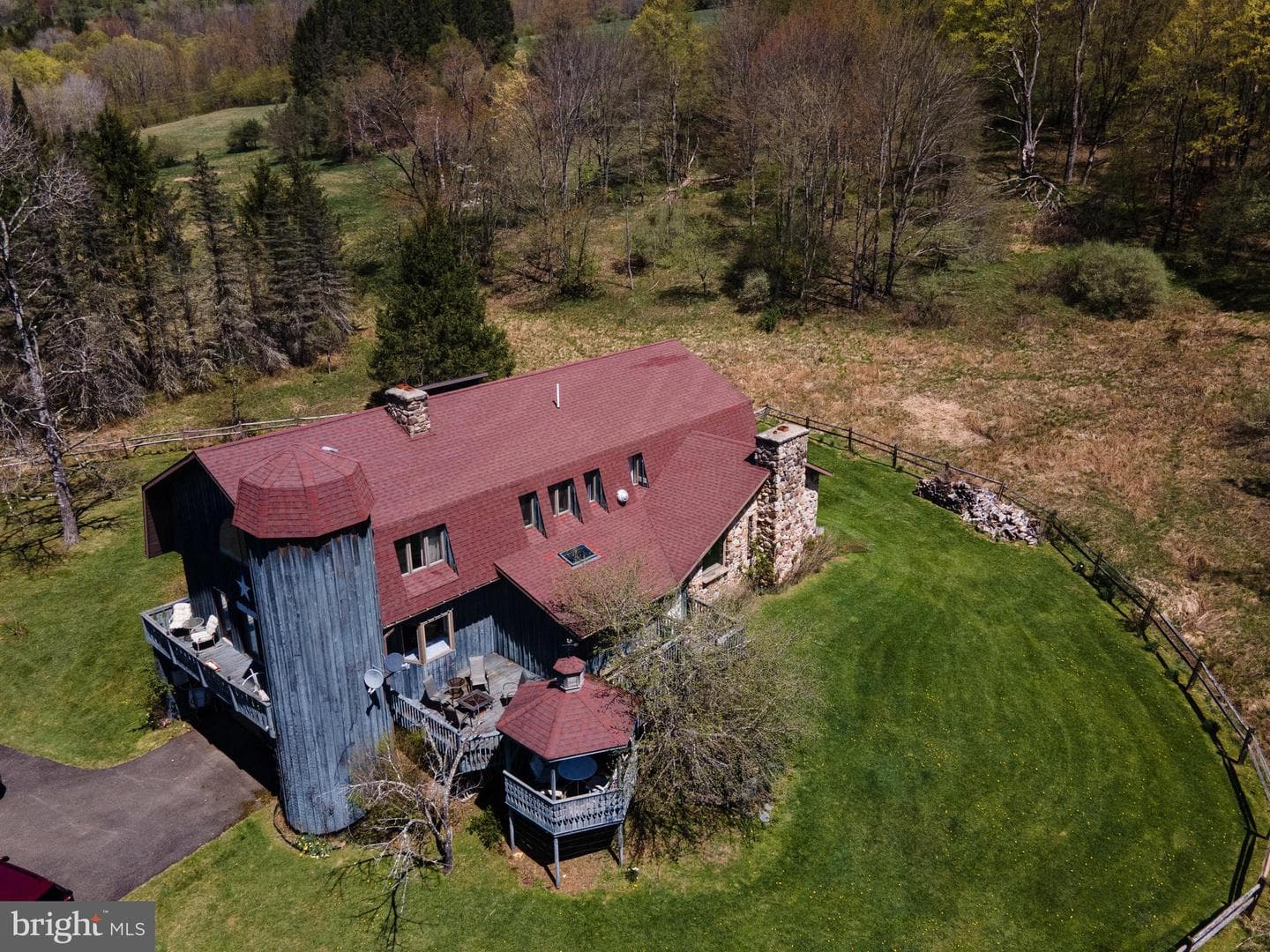 1518 Elk Run Road photo 11