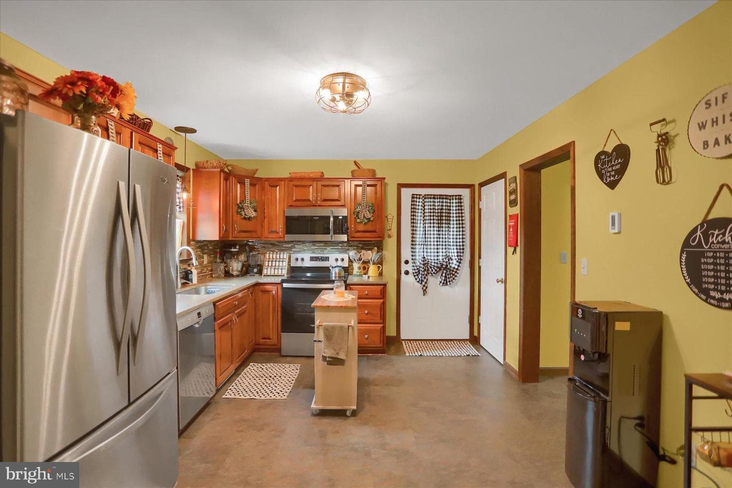 91 Carlton Drive photo 12