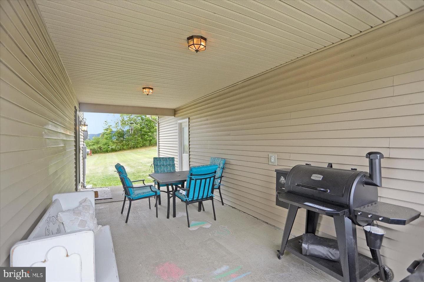 91 Carlton Drive photo 29