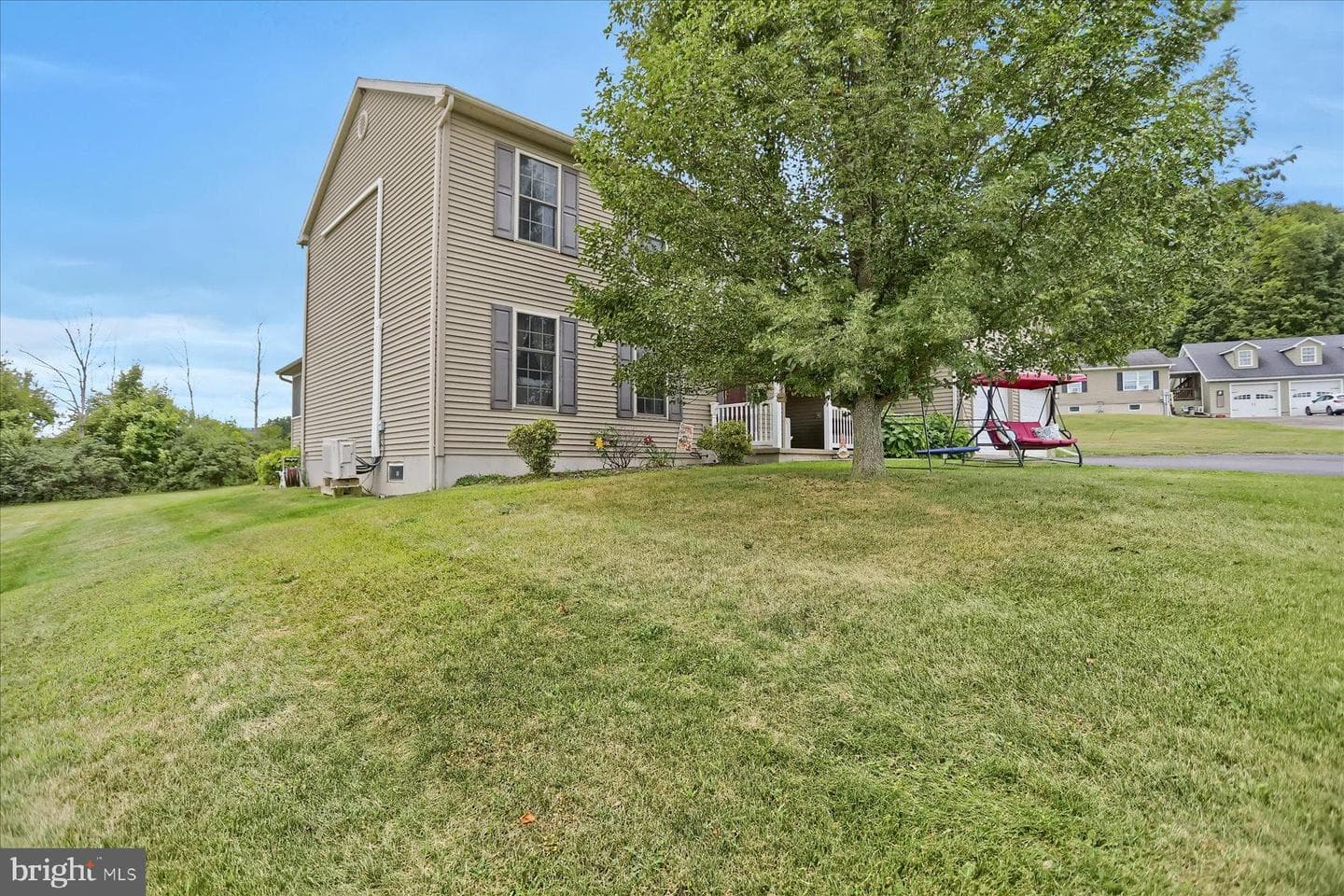 91 Carlton Drive photo 30