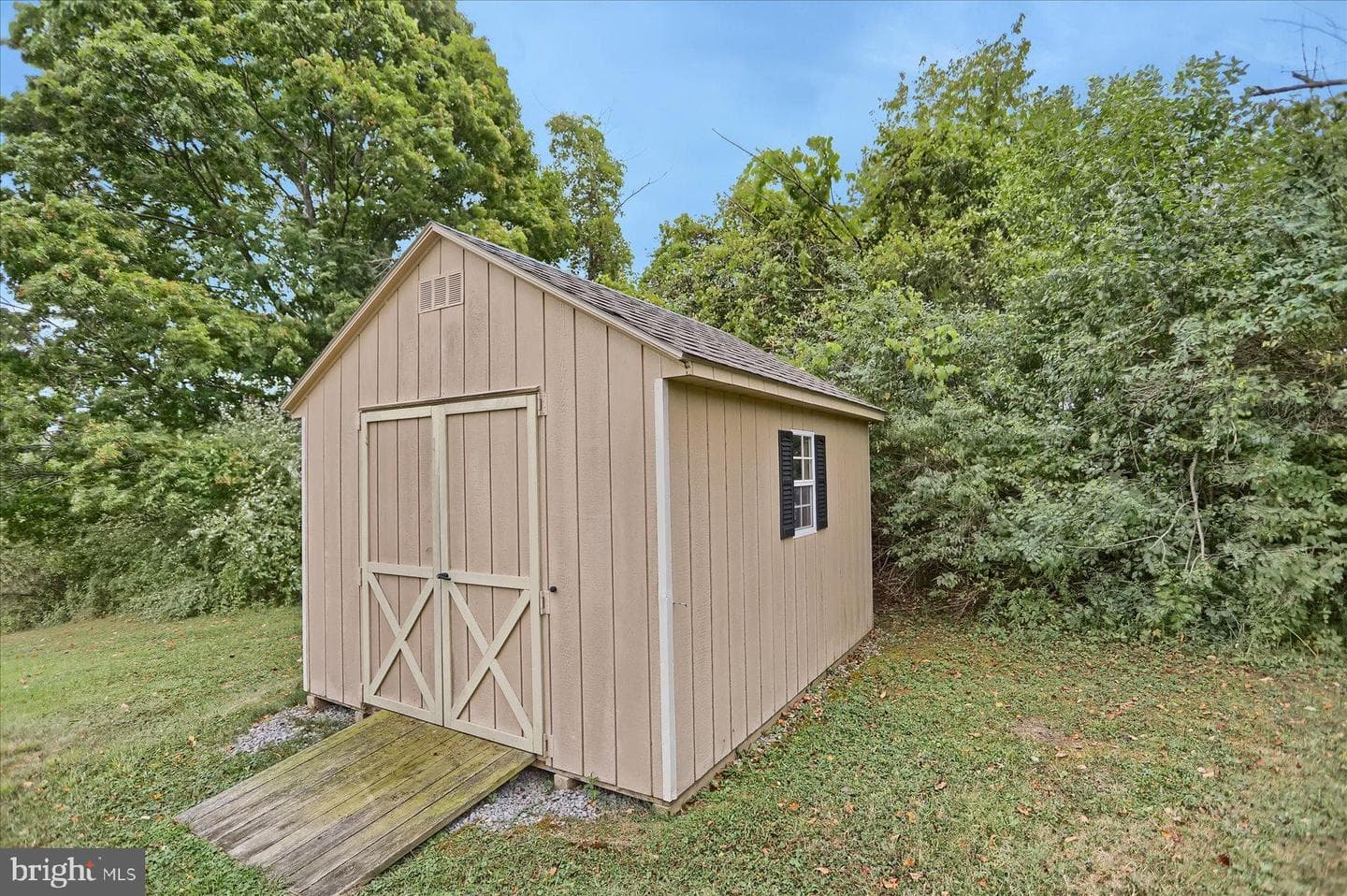 91 Carlton Drive photo 32