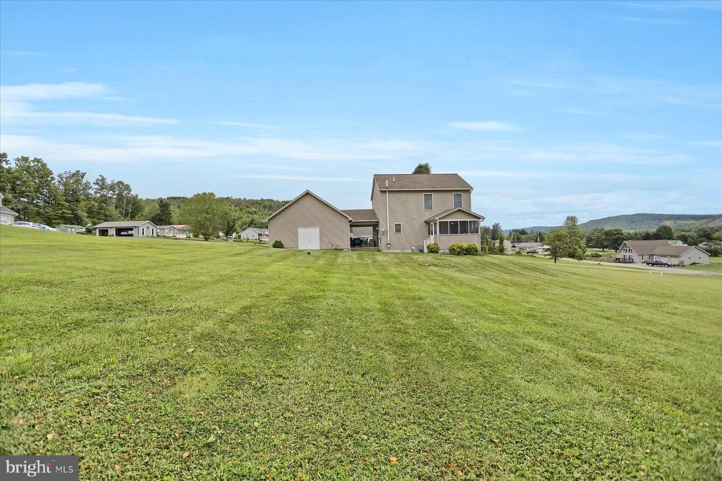 91 Carlton Drive photo 33