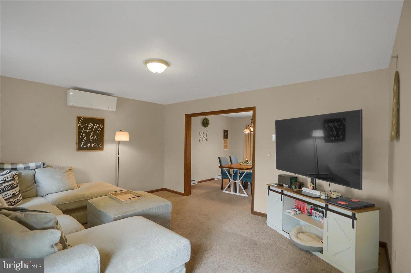 91 Carlton Drive photo 4