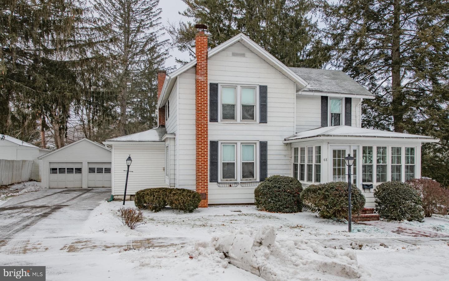 48 Grant Street photo 1