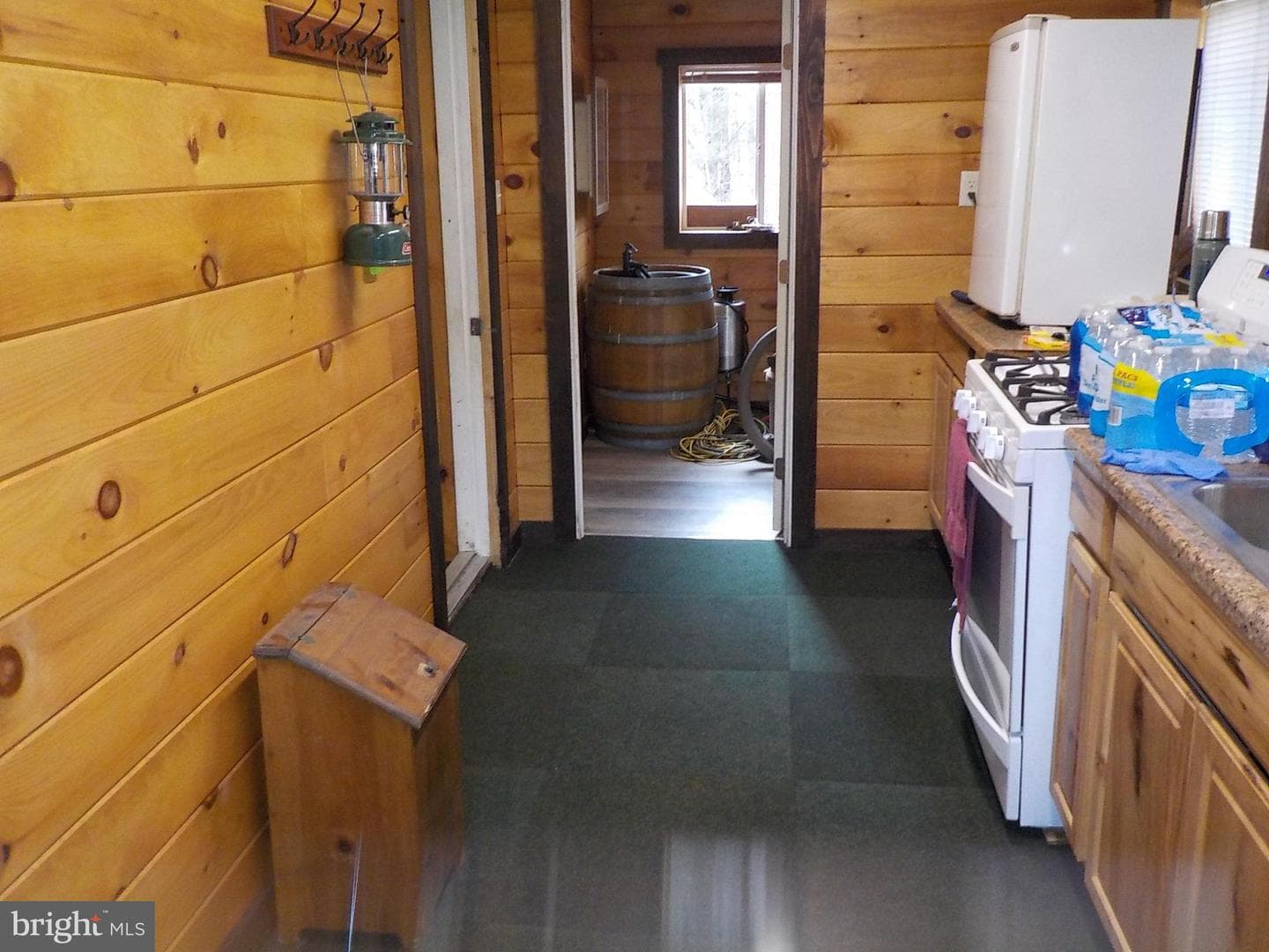 549 Blake Road photo 4
