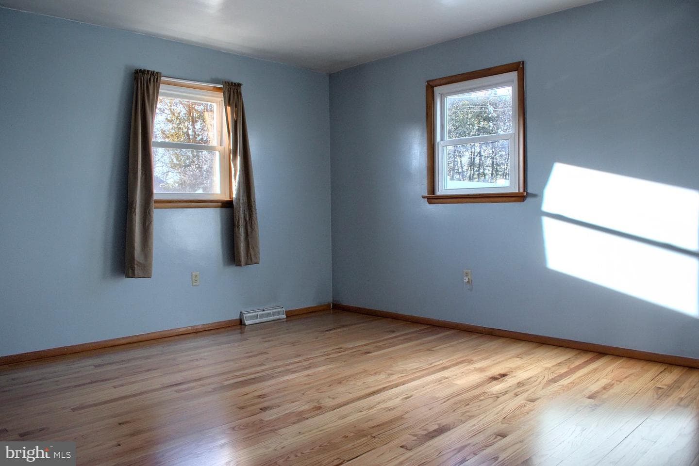 309 3rd Street photo 8