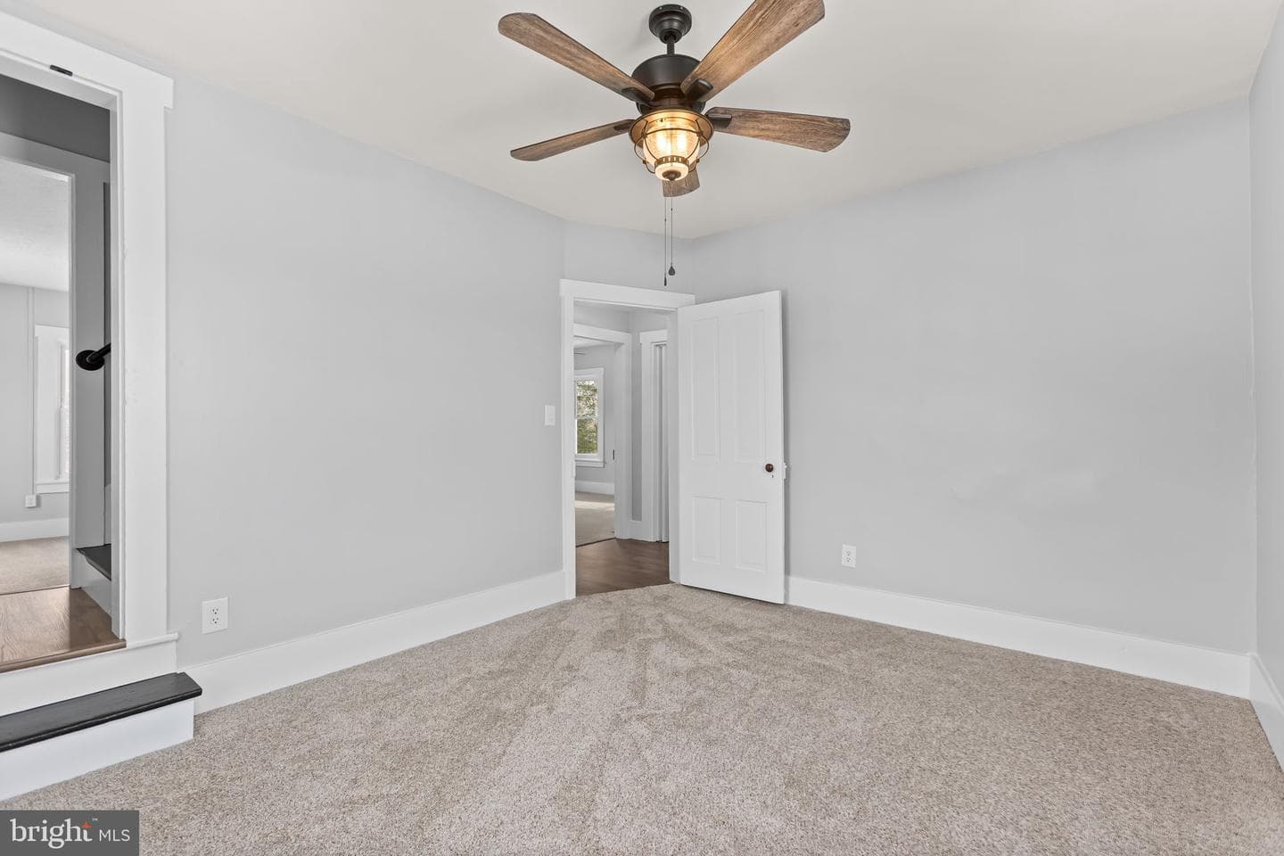 99 Creek Road photo 32