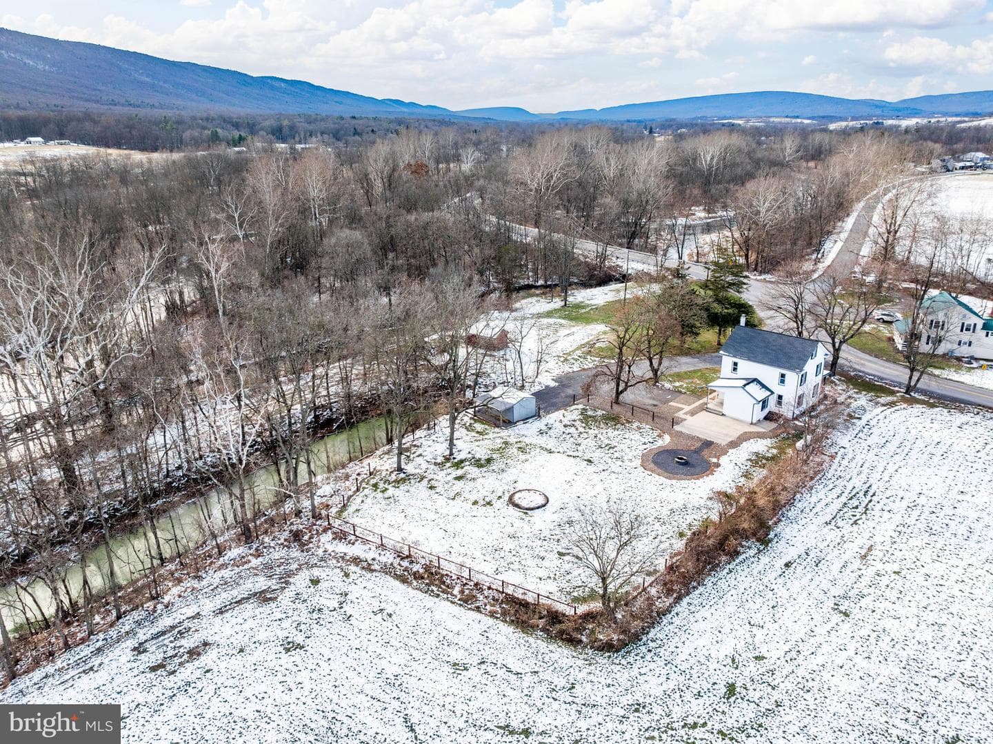 99 Creek Road photo 48