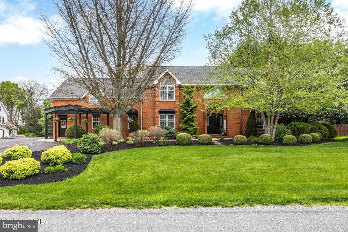 56 Edward Circle photo 1