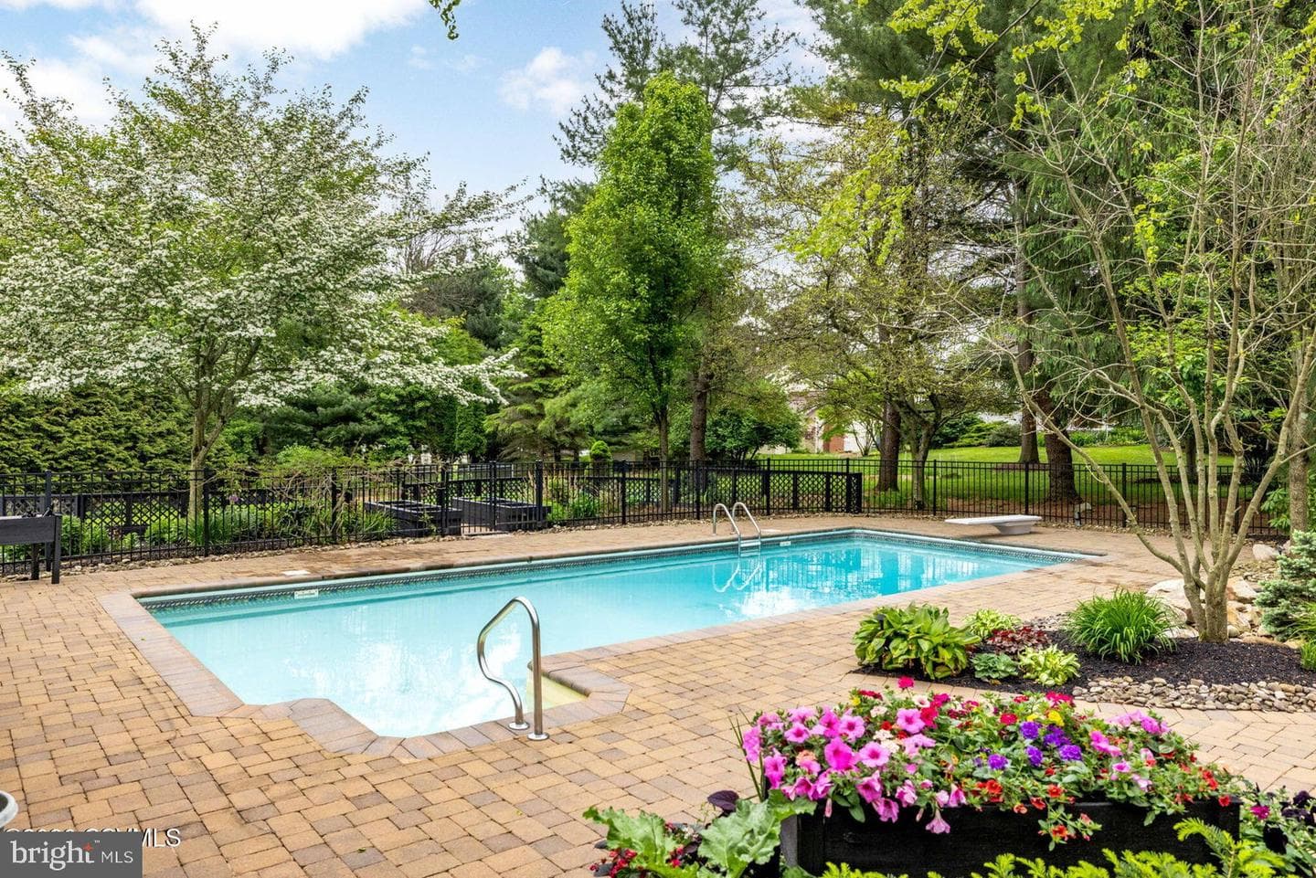 56 Edward Circle photo 30