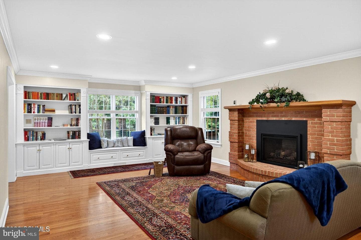 56 Edward Circle photo 6